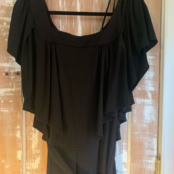 Black short sleeve jumpsuit - Picture 3 of 4